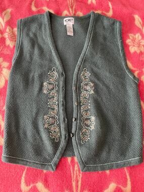 Vtg. Koret Petites embroidered sweater vest wool blend grandmacore SZ Small